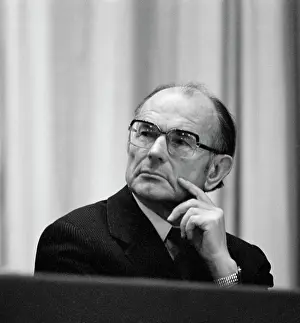 Oceanology: General meeting of USSR Academy of Sciences