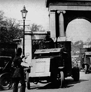Dispute: General strike in Britain, 1926. Policeman on