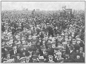 Sectors: The General Strike: Listening to speakers in Hyde Park