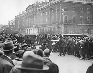 Surrounds: General strike in London, 1926