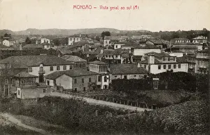 Viana: General view of Moncao, Viana do Castelo, northern Portugal