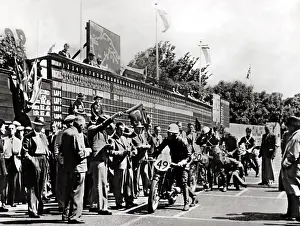 Meier: Georg Meier starting the Tourist Trophy