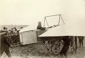 Humber: George A Barnes in the Humber monoplane in 1910