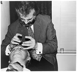 Heals: George Chapman healing, guided by Dr William Lang