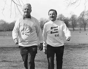 Sweatshirt: George Galloway with Bruce Kent
