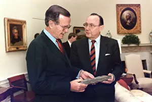 Biddle: George H.W. Bush - US Presidents