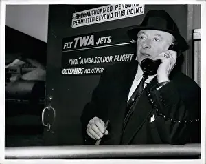 Flushing: George Jessel, toastmaster general, New York airport, USA