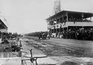 Motorsports: George Robertsons car on the race track during