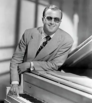 Shearing: George Shearing - pianist man