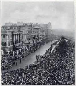 Aug22: George V funeral - view from 145 Piccadilly