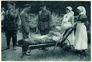 Netley: George V visting wounded at Nestly Abbey