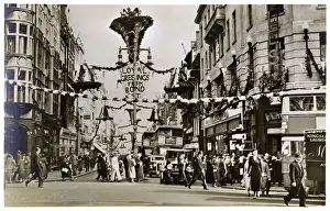 Tributes: George V's Silver Jubilee - Piccadilly end - Bond St, London