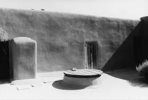 Adobe: Georgia O'Keefe's home, 1971