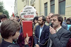 Demonstrate: Georgian-Abkhaz conflict, 1992
