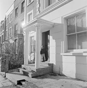 Stuccoed: Georgian Terrace