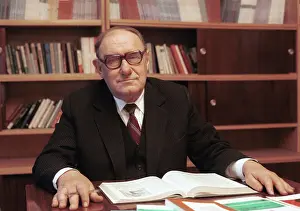 Corresponding: Georgy Berdnikov, 1985