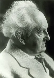 Narrator: Gerhart Hauptmann