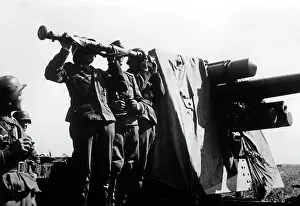Rangefinder: German 8.8cm Flak 36 - Eastern Front, 1942