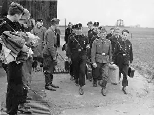 Suburbs: German air force assistants in training, 1943