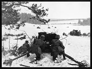 Russians: GERMAN ANTI-TANK GUN