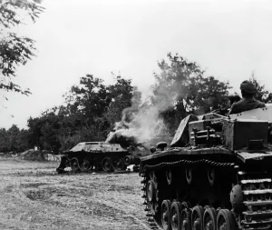 Roth: German assault gun III in Taganrog, 1941