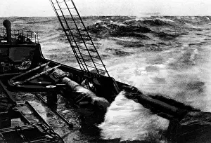 Cruisers: German auxiliary cruisers on rough sea