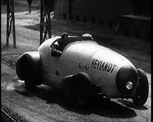 Propelled: The German Built Heylandt Rocket Propelled Car