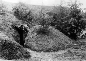 Goetze: German bunker on the eastern front, 1941