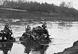 Dragoons: German cavalrymen put across a river, 1912