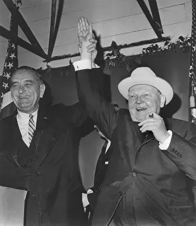 Kopfbedeckung: German chancellor Erhard in the USA