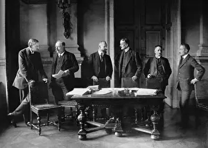 Melchior: German delegation before leaving for Versailles, 1919