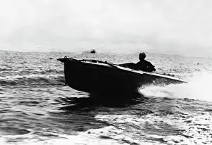 Kamikaze: German explosive boats, 1944