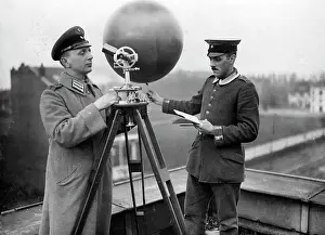 Forecast: German field weather station, 1916