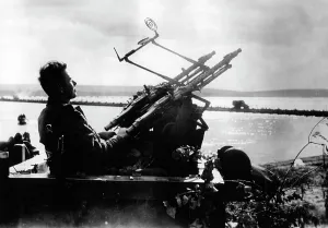 Dnieper: German Fla-Mg secures a military bridge across the Dnieper