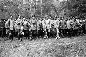 Wolves: German hunting party, 1916