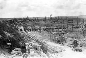 Offensives: German infantery marching ahead, 1918