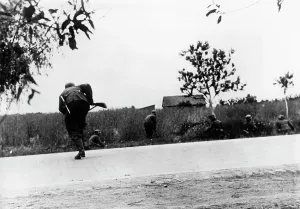 German Soviet: German Infantry in action on the Eastern Front, 1941
