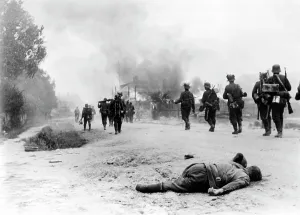 Cadvances: German infantry on the advance on the Eastern Front, 1941