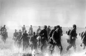 Dusty: German infantry advancing on the Eastern Front, 1941