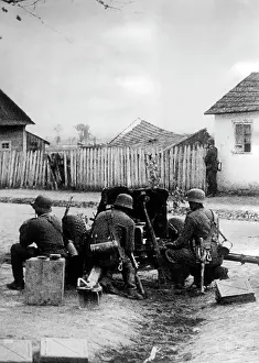 Gewehr: German infantry with anti-tank gun on the Eastern Front
