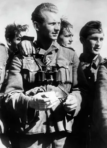 Transition: German infantry on the Dnieper, 1941