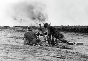 Mortars: German infantry with grenade launcher on the Eastern Front