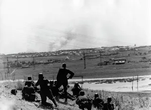 Observe: German infantry observes artillery fire on the eastern front