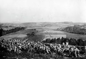 Halt: German infantry regiment at rest, 1915
