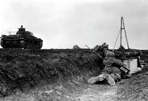 Soles: German infantry and tanks on the southern Eastern front, Jun