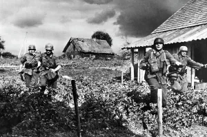 Commissioned: German infantrymen on the Eastern Front, 1941