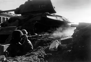 Unternehmen: German infantrymen fighting in Voronezh, November 1942