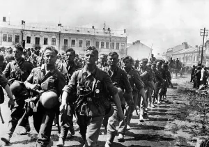 German Soviet: German infantrymen marching on the Eastern Front, 1941