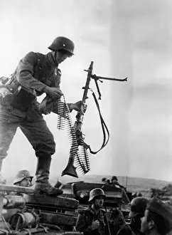 Lessmann: A German machine-gunner, 1941
