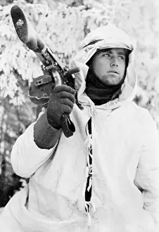 Onset: German machine-gunner with an MG 34 on the Eastern Front, 19